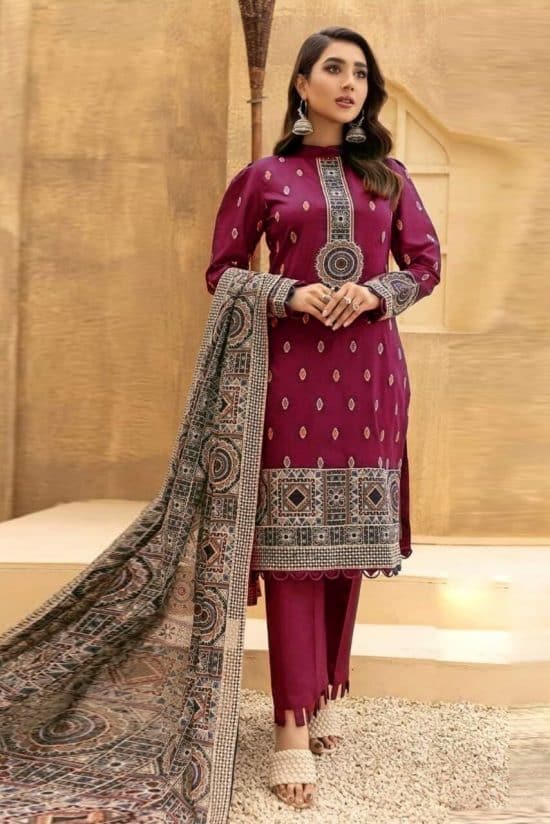 bareeze heavy embroidered karand icollections 2022 | bareeze karandi shawl 2022