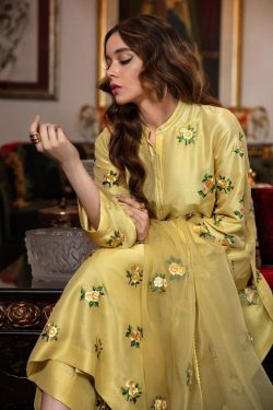 HONEY WAQAR fully embroidered silk with organza dupatta | HONEY WAQAR winter collections 2022