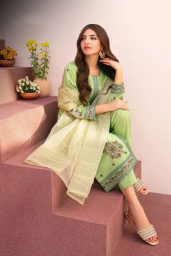 Asim Jofa New Lawn Collection 2024